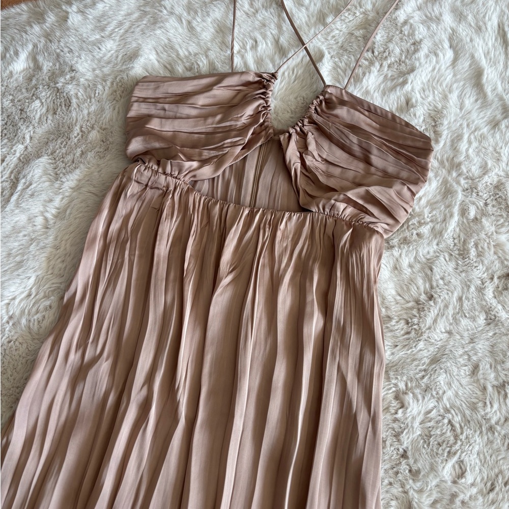 Elegant Wrinkle Effect Satin Look MIDI Dress in Taupe